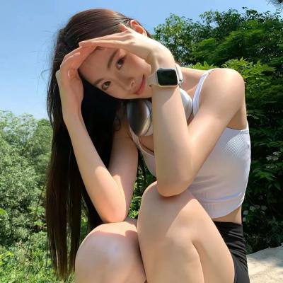 北极百货的秋乃小姐